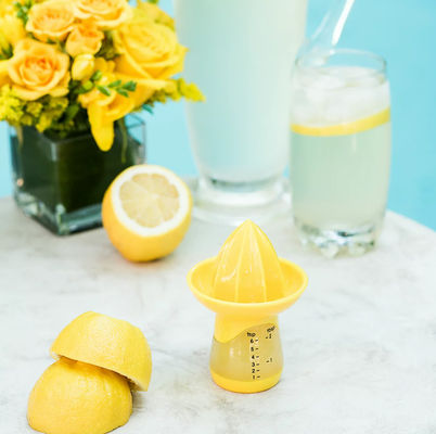 Effortlessly Extract Juice with 8*11CM 85g Portable Plastic Lime Squeezer