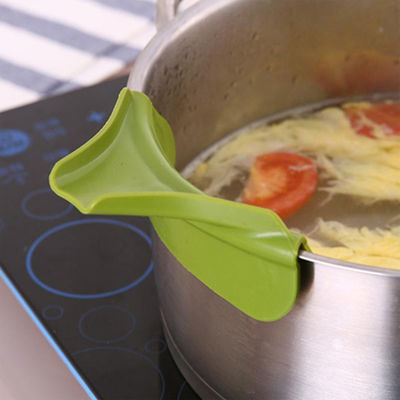 Kitchen Gadgets Silicone Anti-Spill Leak Pot with Round Mouth Edge Deflector 20g