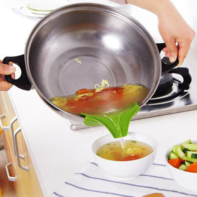 Kitchen Gadgets Silicone Anti-Spill Leak Pot with Round Mouth Edge Deflector 20g