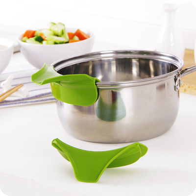 Kitchen Gadgets Silicone Anti-Spill Leak Pot with Round Mouth Edge Deflector 20g