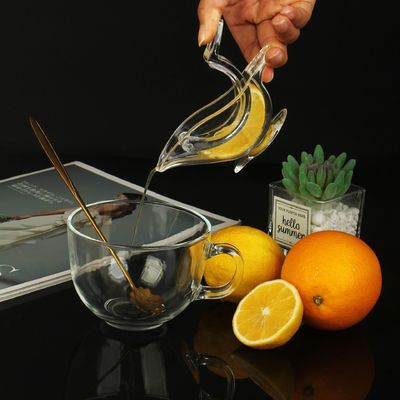 Portable Transparent Fruit Juicer Acrylic Manual Lemon Slice Squeezer for Citrus Fruits