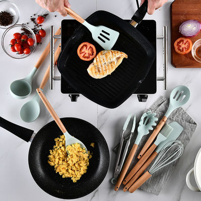 Outdoor Custom Logo Wooden Handle Espatulas Silicone Kitchen Utensil Spatula Set with Storage Bucket