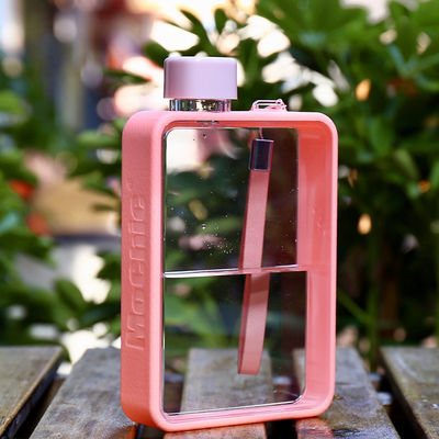 110*180*330mm Custom Flat Water Bottle for Gym and Outdoor Activities