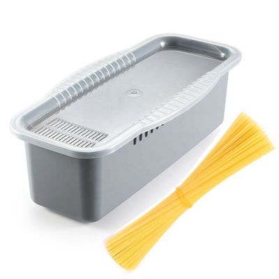 PP Material BPA Free Microwave Pasta Cooker with Portioning Tool Passed European Standard