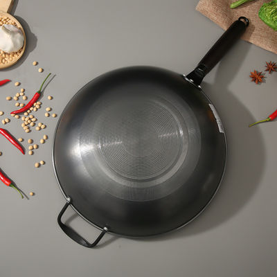 Minimalist Style Non Stick Honeycomb 34cm Pure Iron Frying Wok Sustainable and Durable