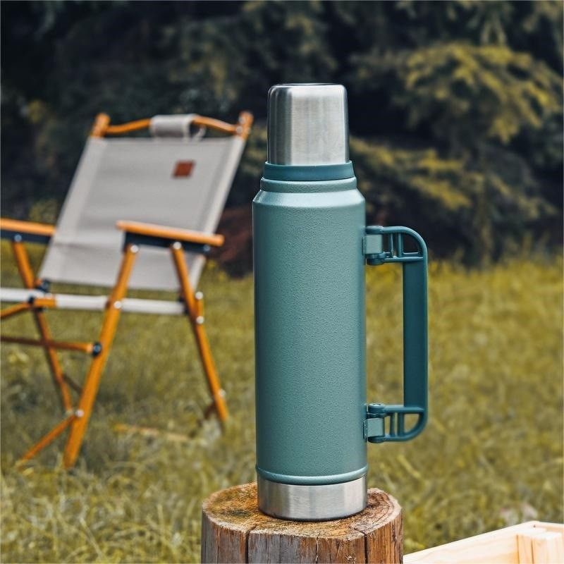 American Style Large-Capacity Stainless Steel Vacuum Water Bottle Thermos 1 L with Handle